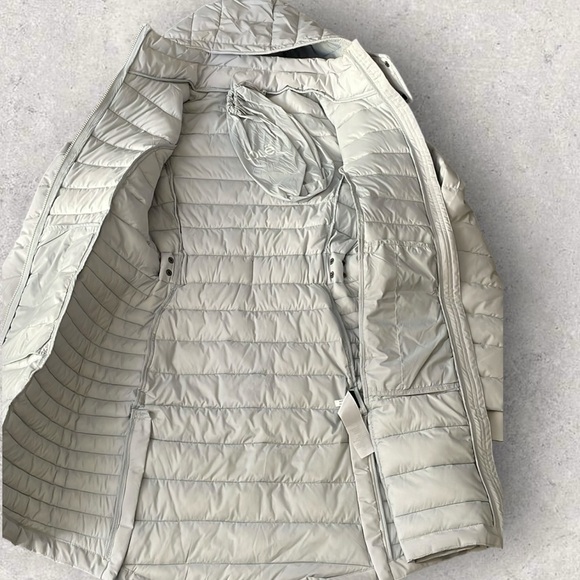 Lole - Women’s Packable Puffer Jacket - Picture 4 of 10